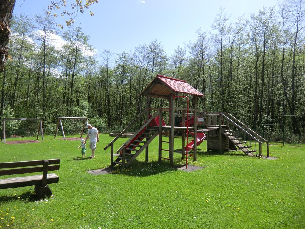 Kaspar Haus Kmb Seeblick Appartement Am Ossiacher See Mit Direktem Seezugang, Hallenbad Bodensdorf Esterno foto