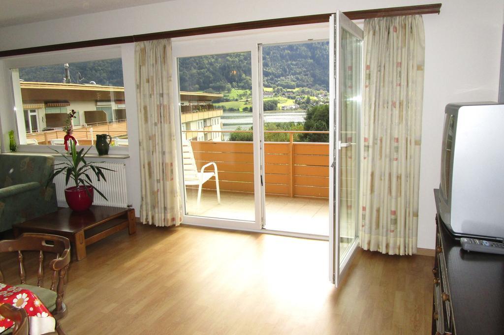 Kaspar Haus Kmb Seeblick Appartement Am Ossiacher See Mit Direktem Seezugang, Hallenbad Bodensdorf Esterno foto